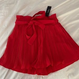 Lulus Red Pleated High-Waisted Shorts